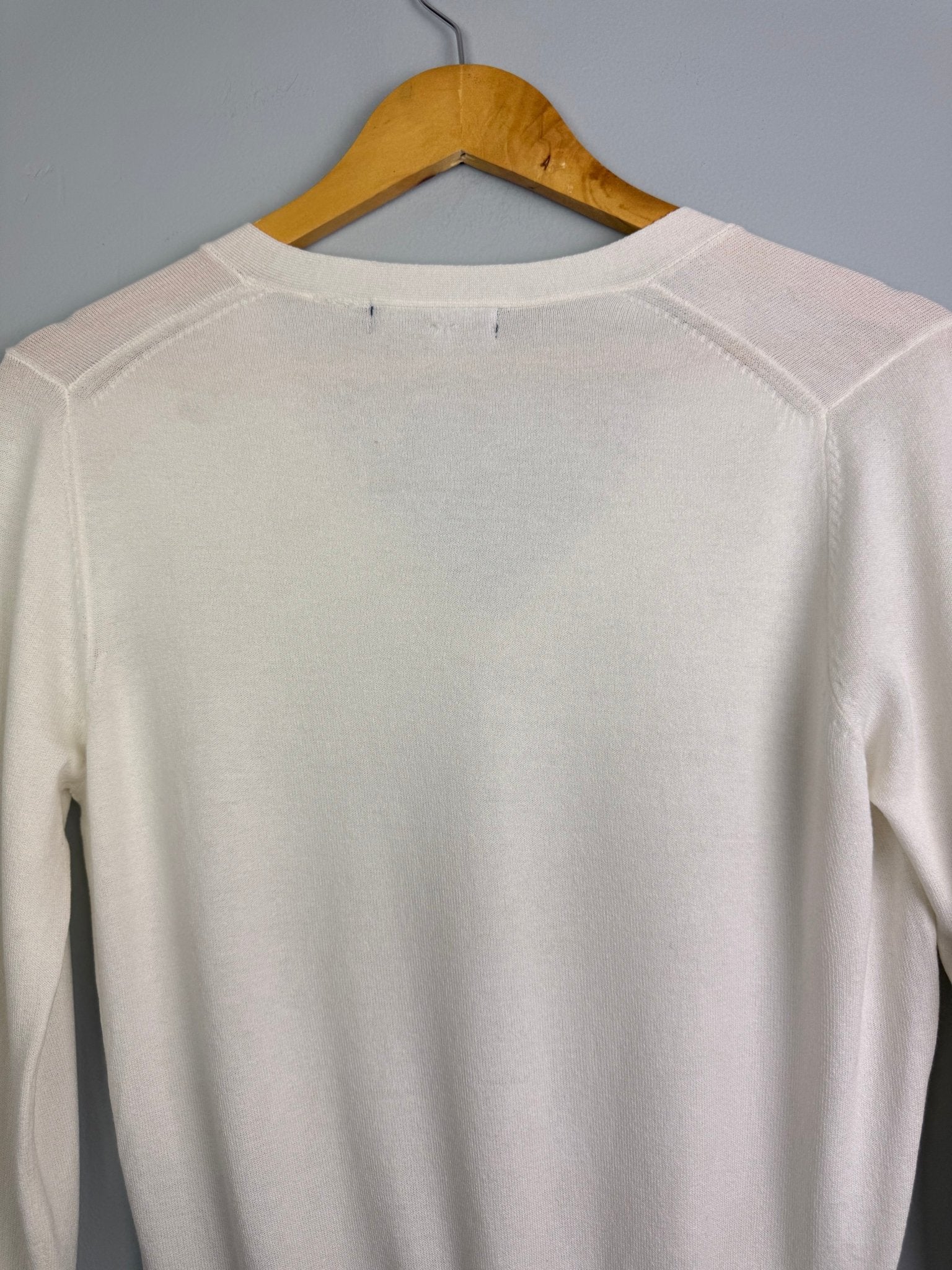 Ladies Ex MS Cream Fine Knit V Neck Jumper - Size L - Back On The Shelves High Street Discount Outlet Online UK