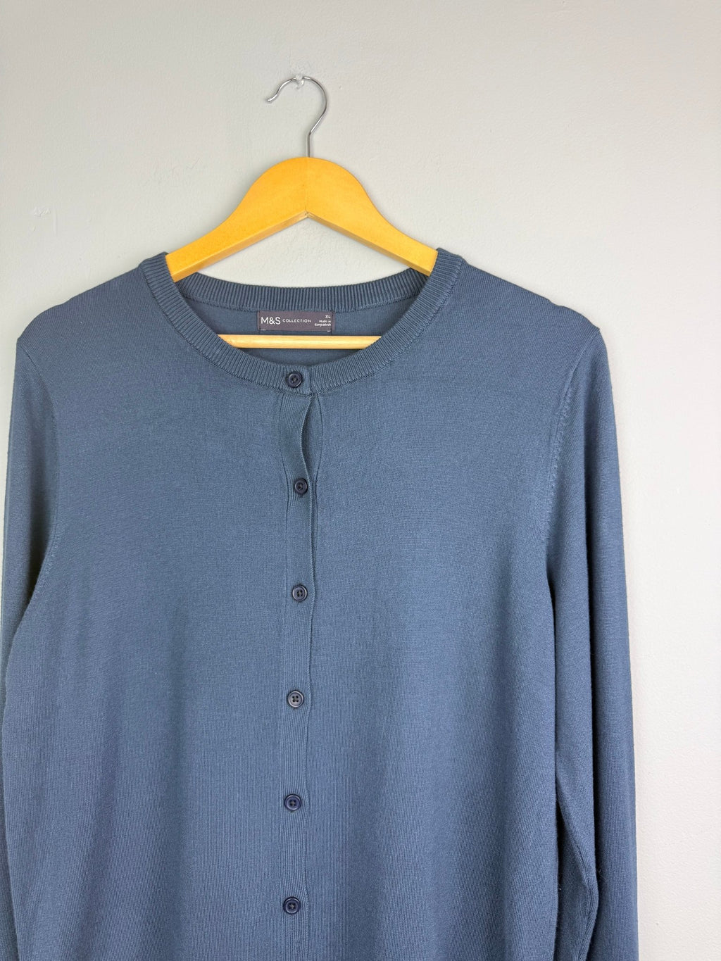 Ladies Ex MS Dark Blue Button Cardigan - Size XL - Back On The Shelves High Street Discount Outlet Online UK