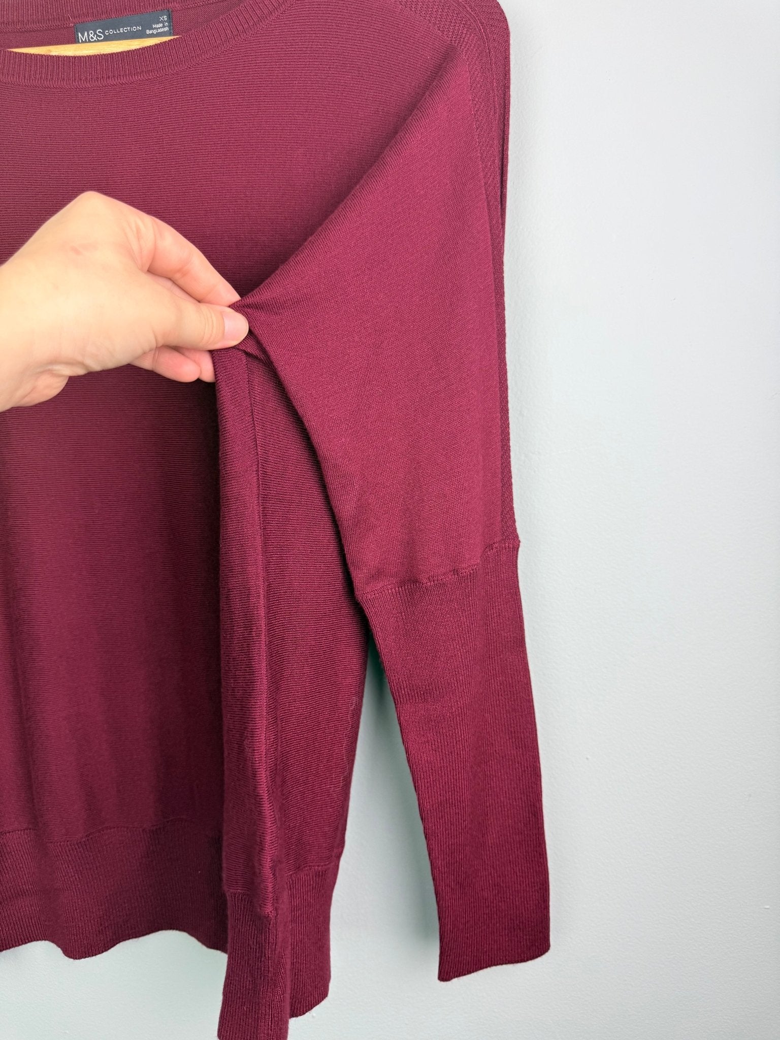 Ladies Ex MS Red Knit Jumper - Size XS - Back On The Shelves High Street Discount Outlet Online UK