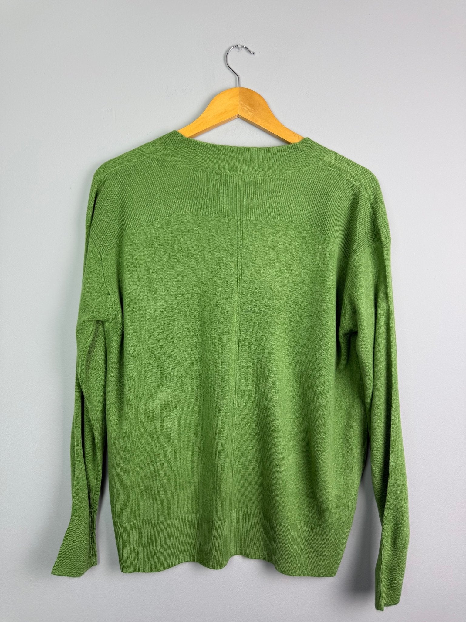 Ladies Ex NXT Green V Neck Jumper - Size M - Back On The Shelves High Street Discount Outlet Online UK